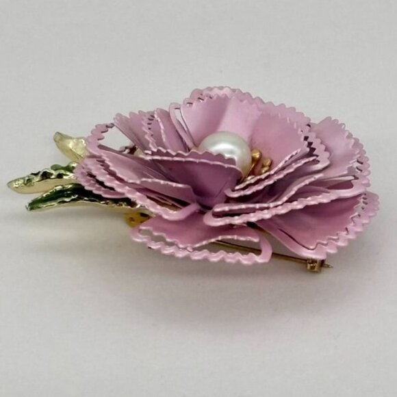 Vintage Metal and Enamel Flower Carnation Brooch Pin W/Cream Faux Pearl Unmarked - Picture 8 of 10